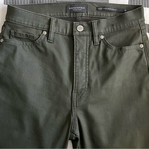 Banana Republic Skinny Jeans - Picture 3 of 6